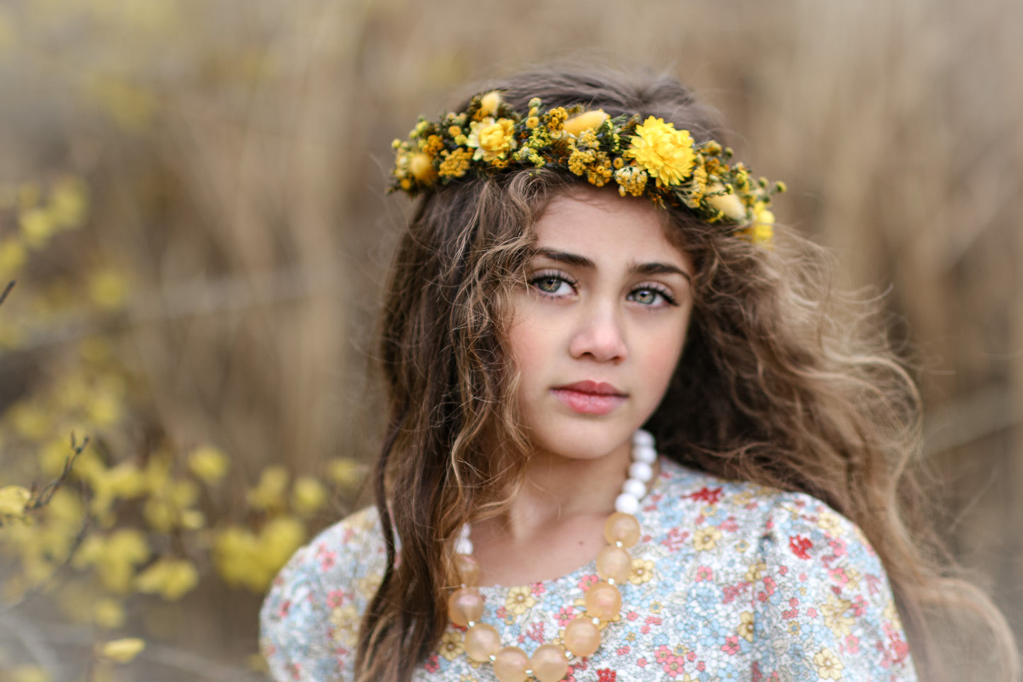 Buttercup Iridescent Not-so-chunky Necklace