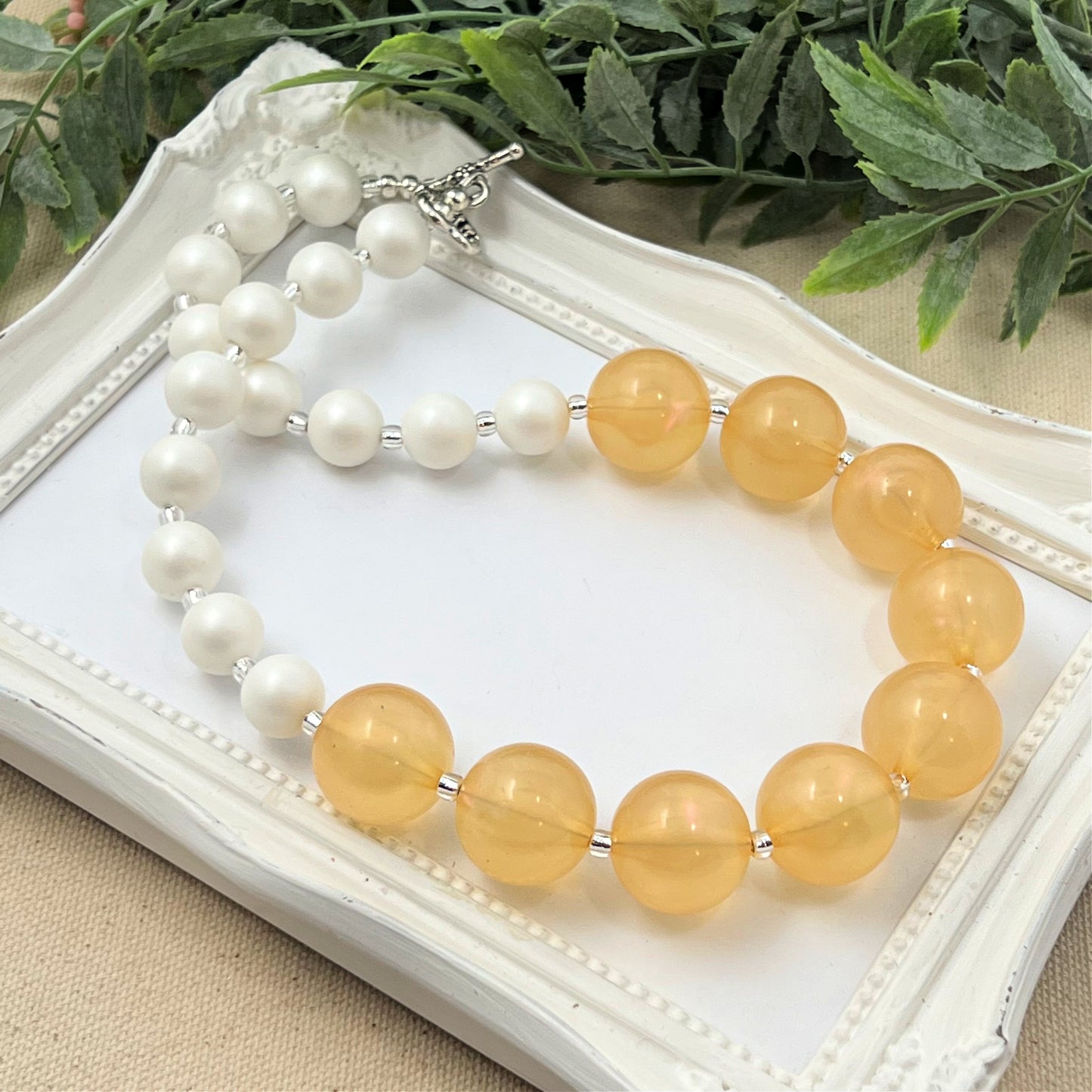 Buttercup Iridescent Not-so-chunky Necklace