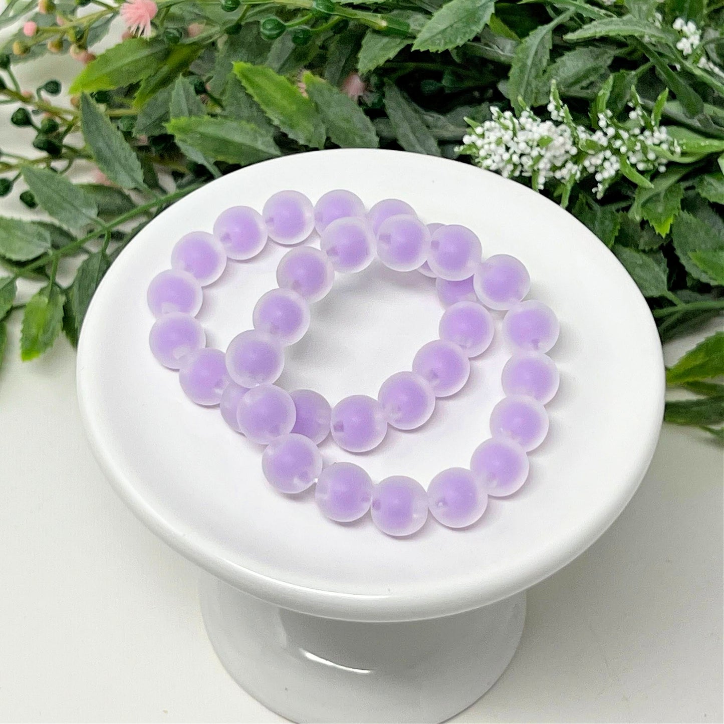 10mm Light Purple Matte in Clear Frost Bracelet