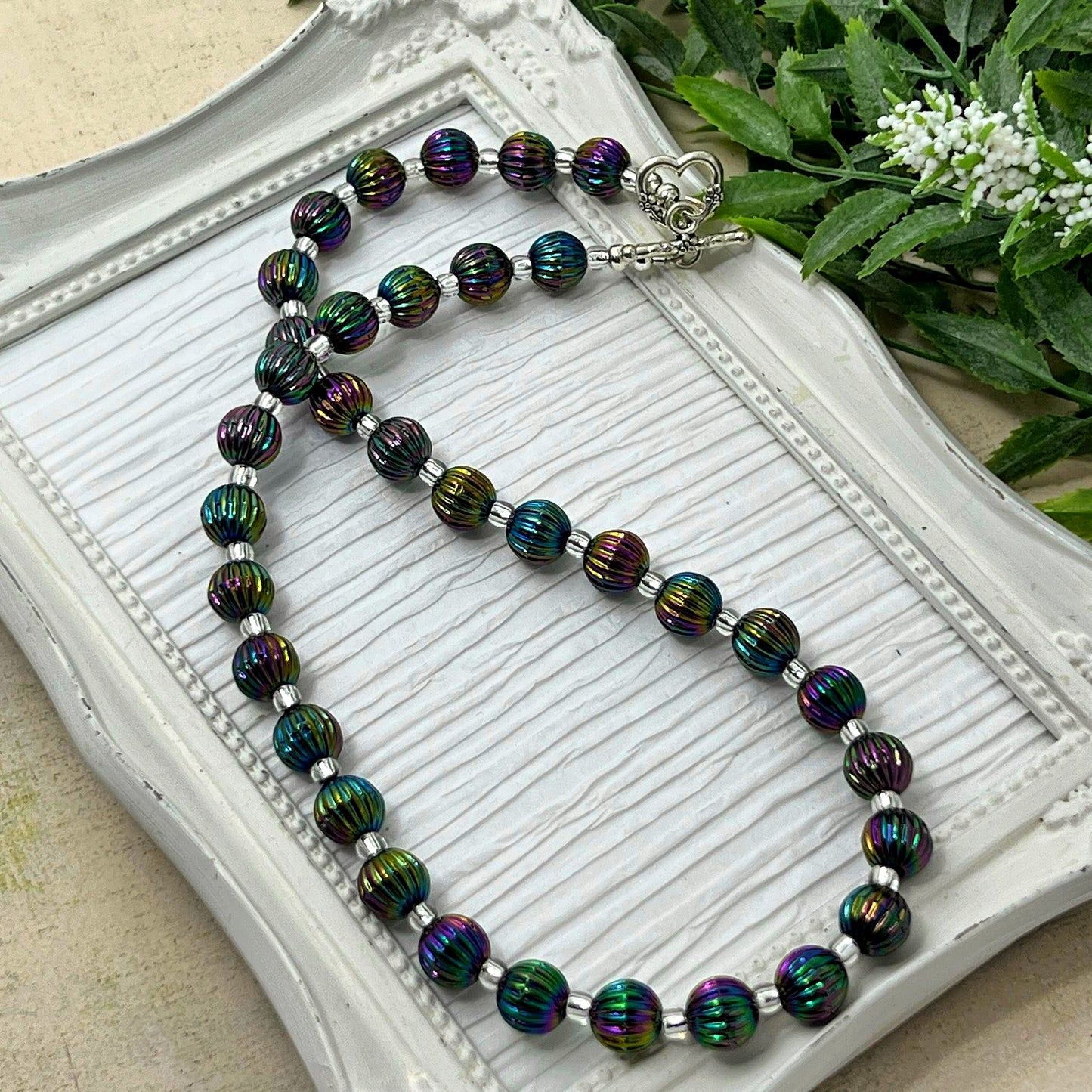 Midnight Shine Fluted Necklace